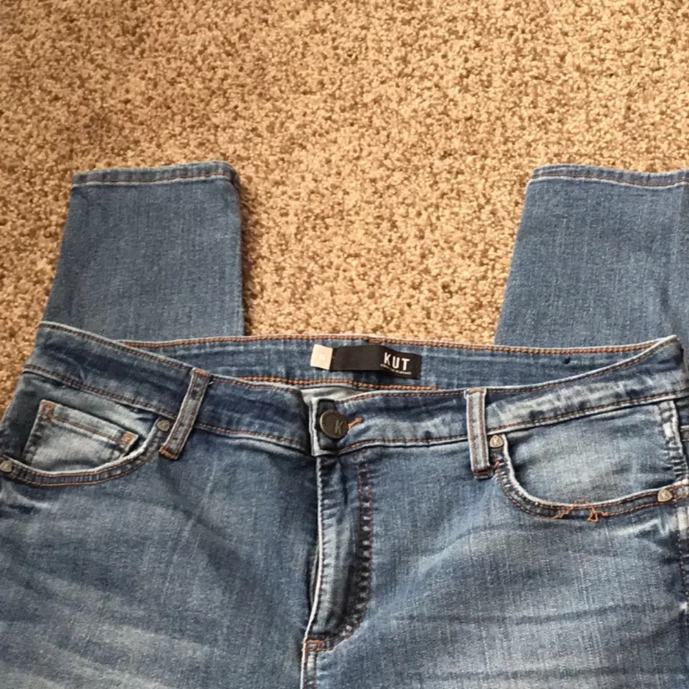 Jeans - Picture 1 of 4